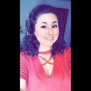 Meet your Posher, Brooke